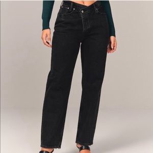 Gently Worn Abercrombie Curve Love Hi Rise Dad Jean With Crossover waist. Sz 14
